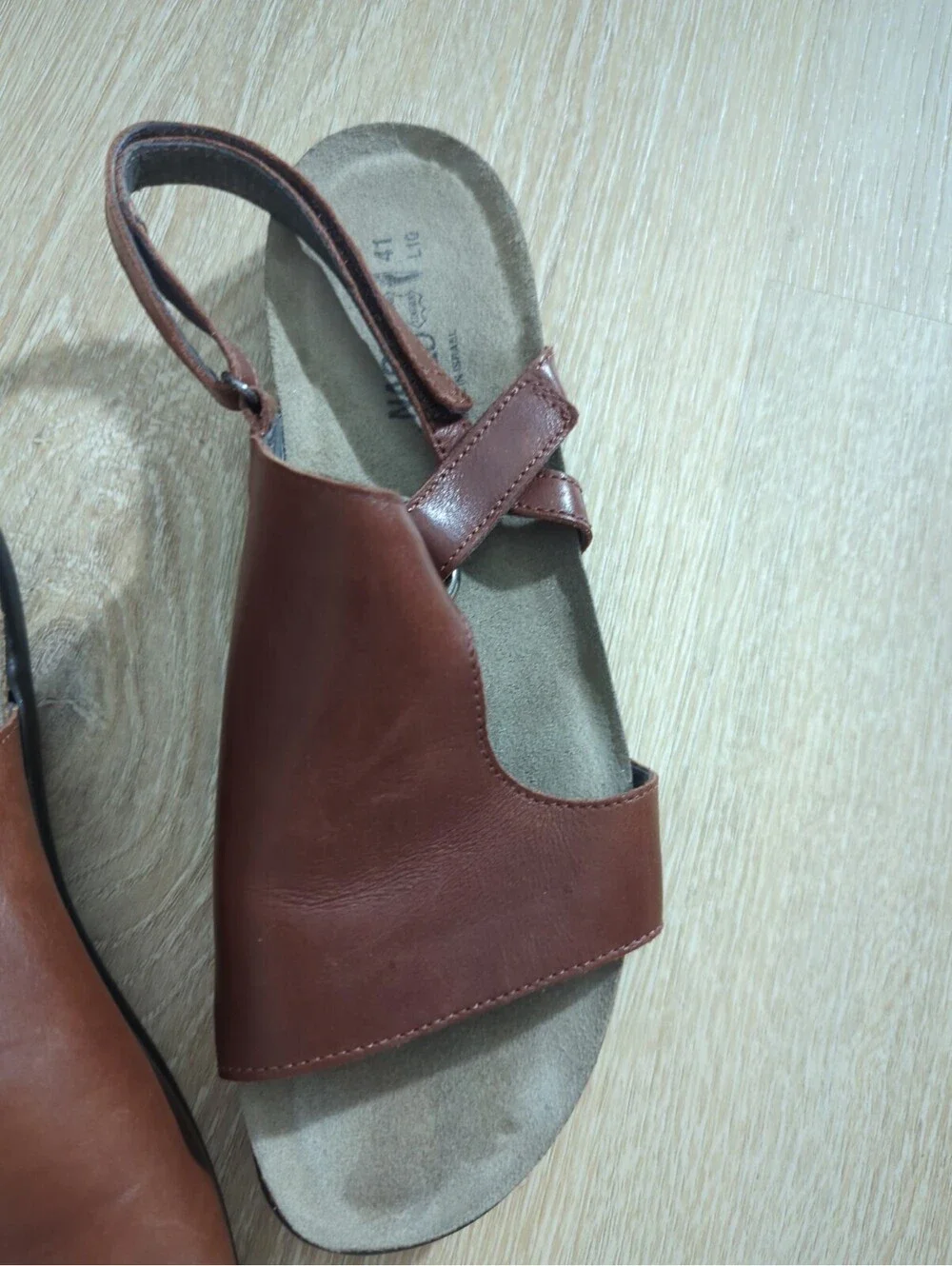 Brown Women's Leather Slingback Sandals